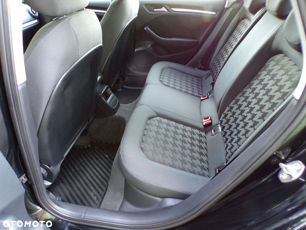 Audi A3 Sportback - 27