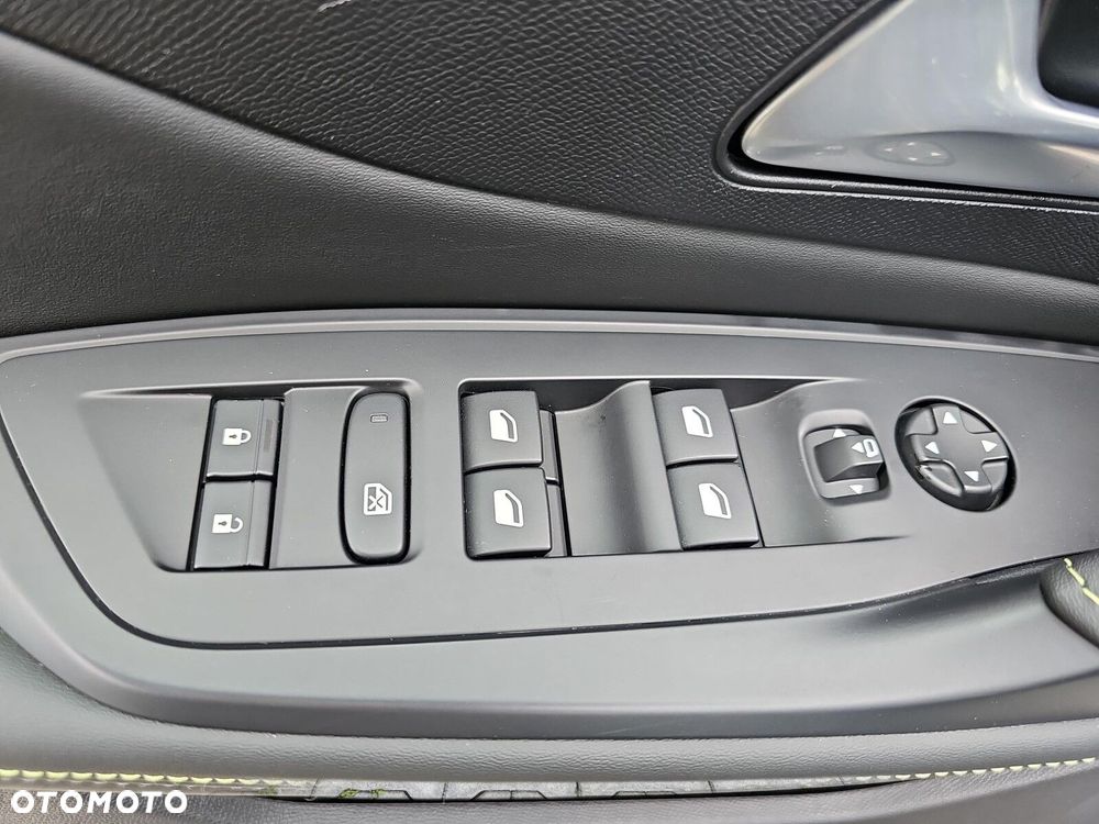 Peugeot 408 - 19