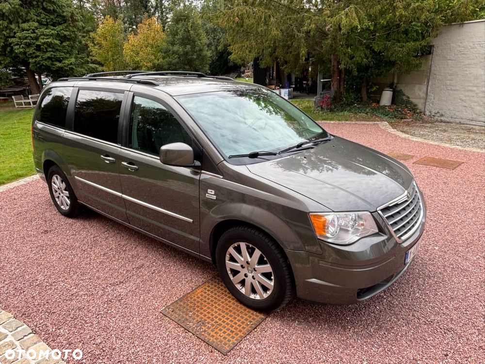 Chrysler Grand Voyager 2.8 CRD Automatik Limited - 1