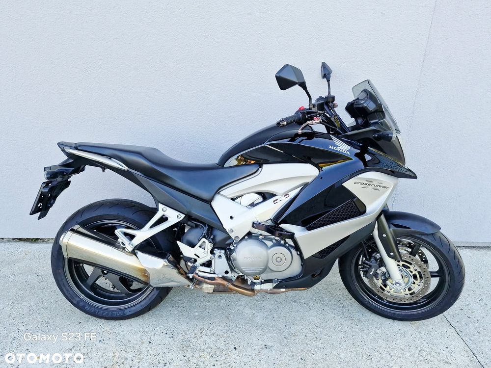 Honda VFR - 2