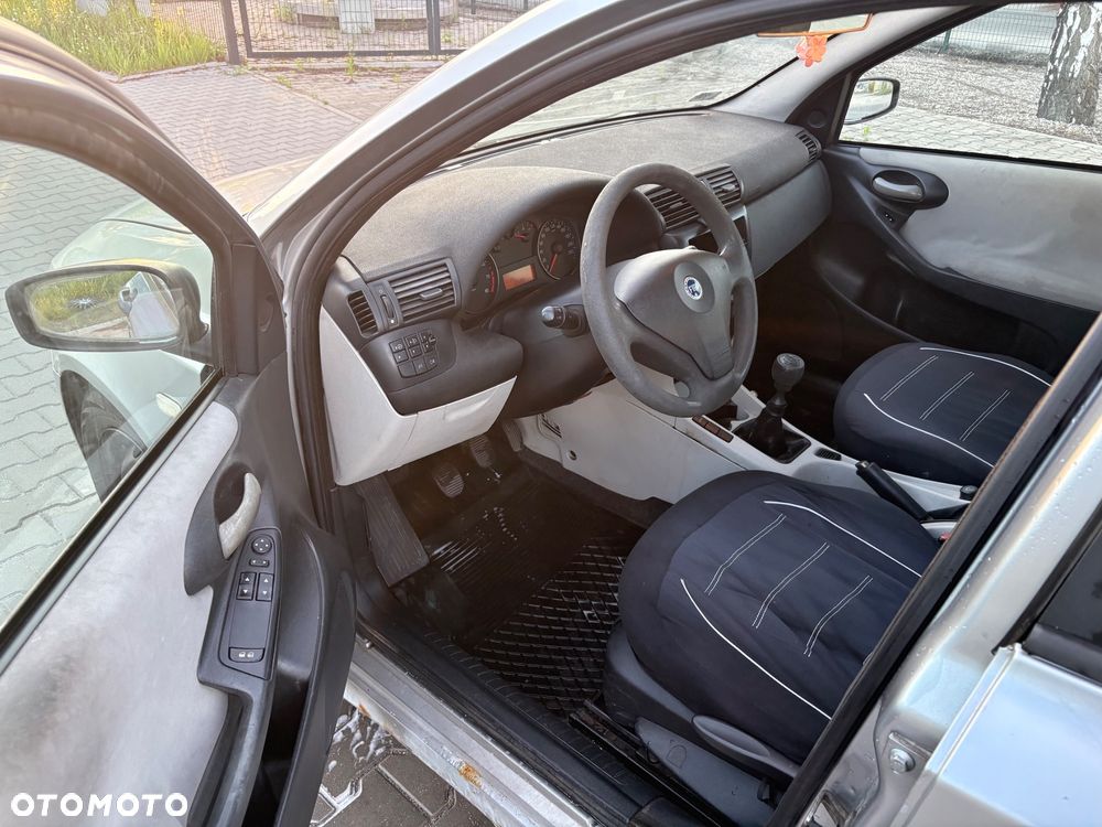 Fiat Stilo 1.4 16V Actual - 20