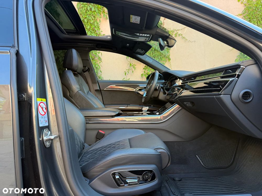 Audi S8 - 13