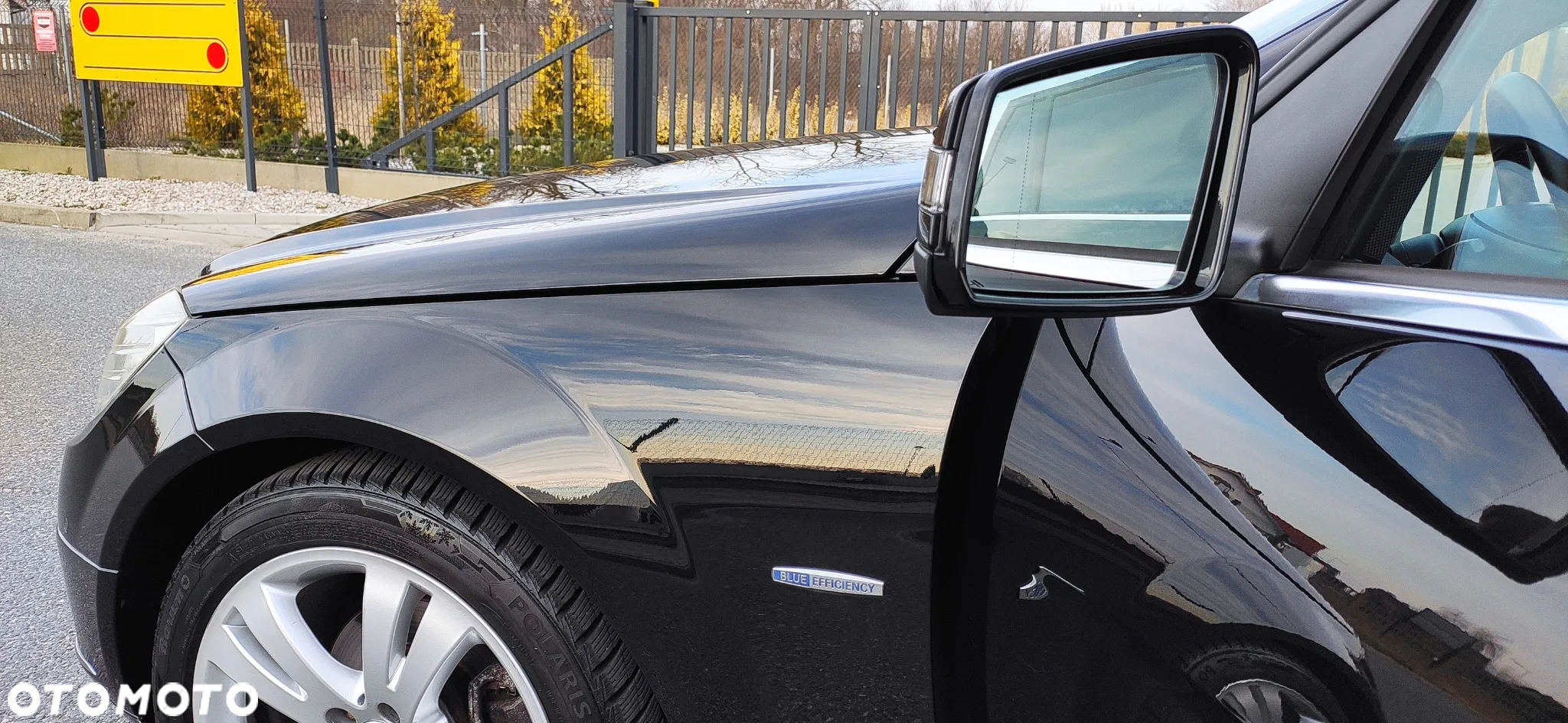 Mercedes-Benz Klasa C 180 T CGI Automatik BlueEFFICIENCY Avantgarde - 19