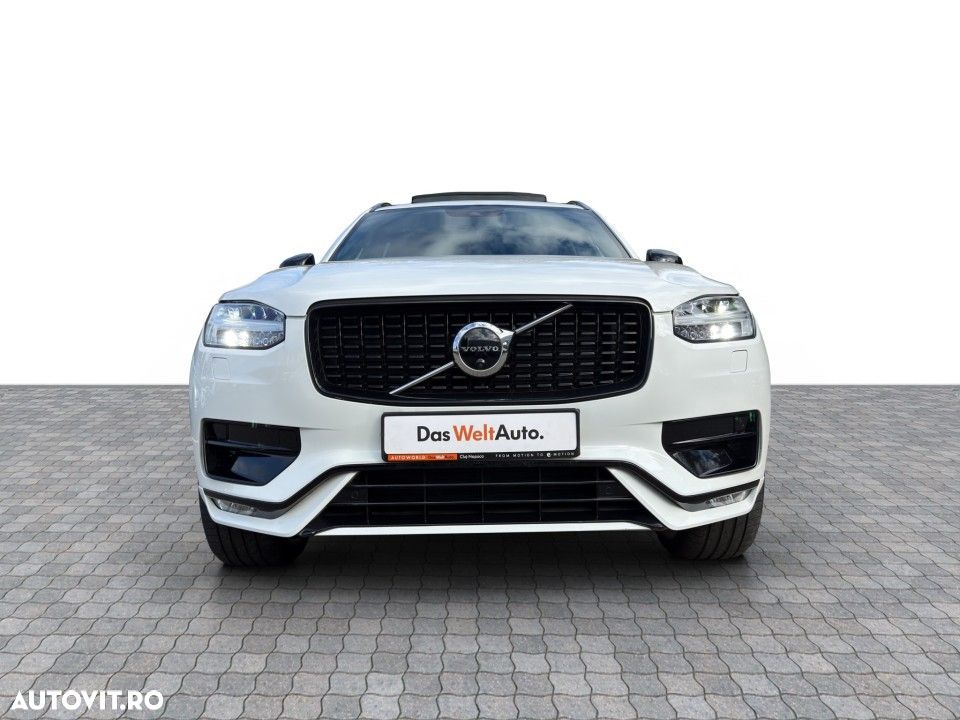 Volvo XC 90 - 9
