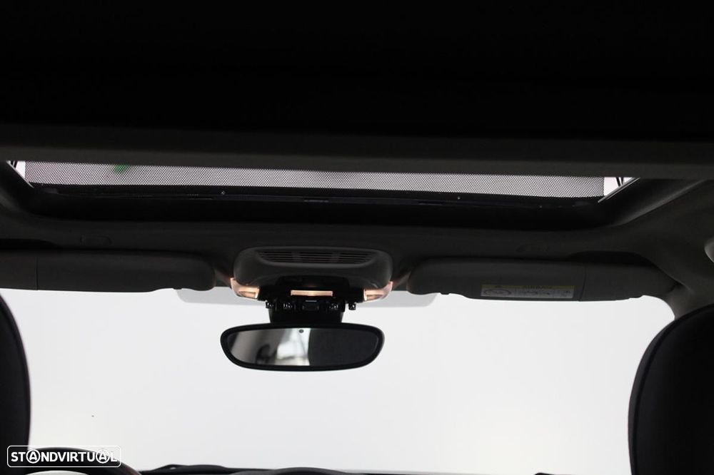 MINI 3 Portas Cooper SE Premium Yours - 10