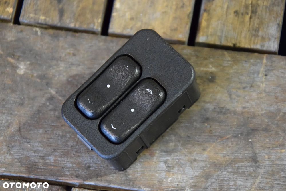 Opel Meriva A Przełącznik szyb podwójny 13363202 - 1