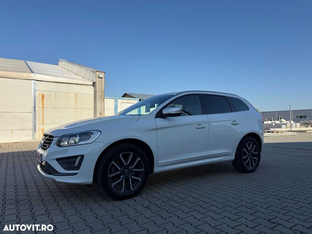 Volvo XC 60 D5AWD R-Design - 31