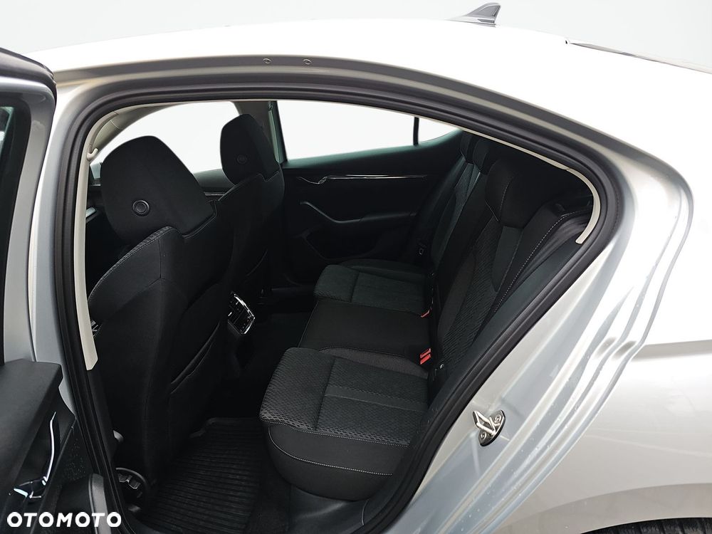 Skoda Octavia 2.0 TSI 4x4 Style DSG - 13
