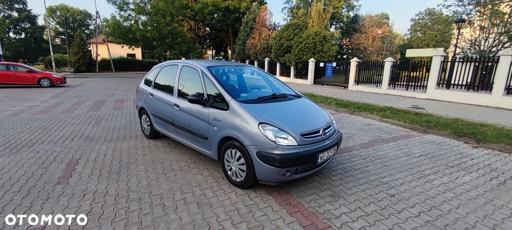 Citroën Xsara Picasso 1.8i Exclusive - 4