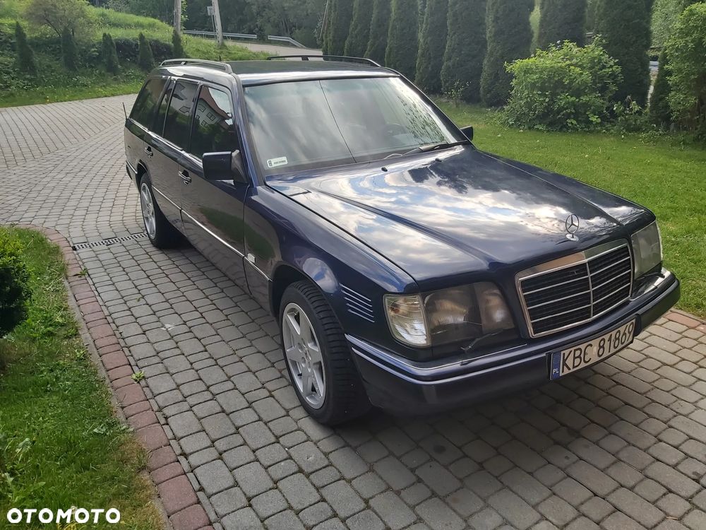 Mercedes-Benz W124 (1984-1993) - 33
