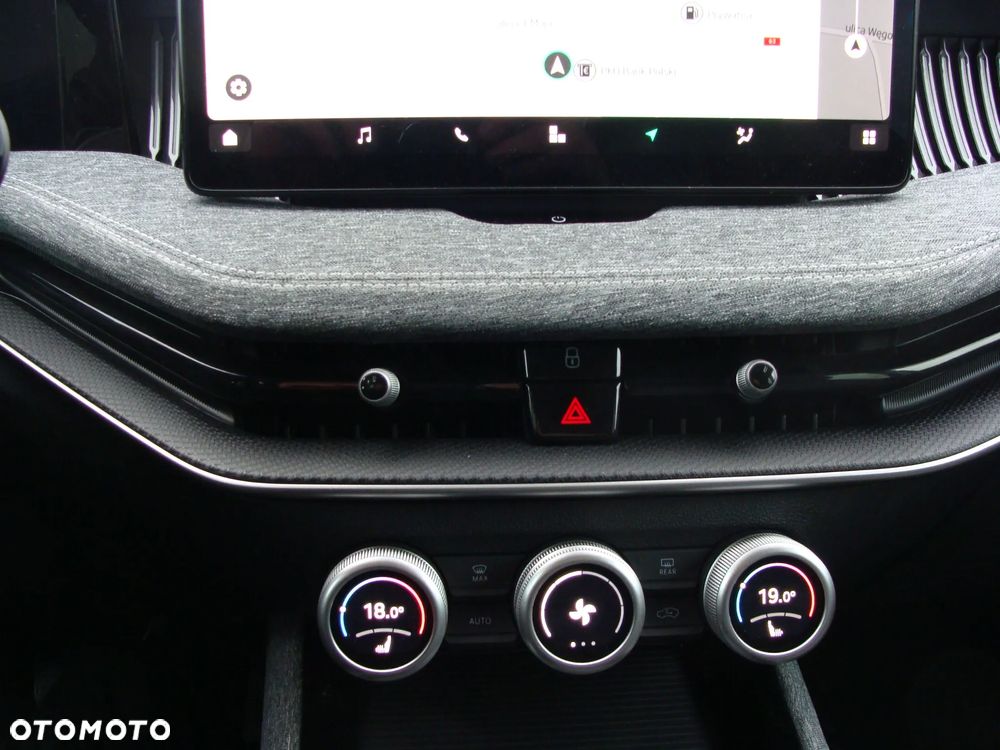 Skoda Superb 2.0 TDI DSG Selection - 19