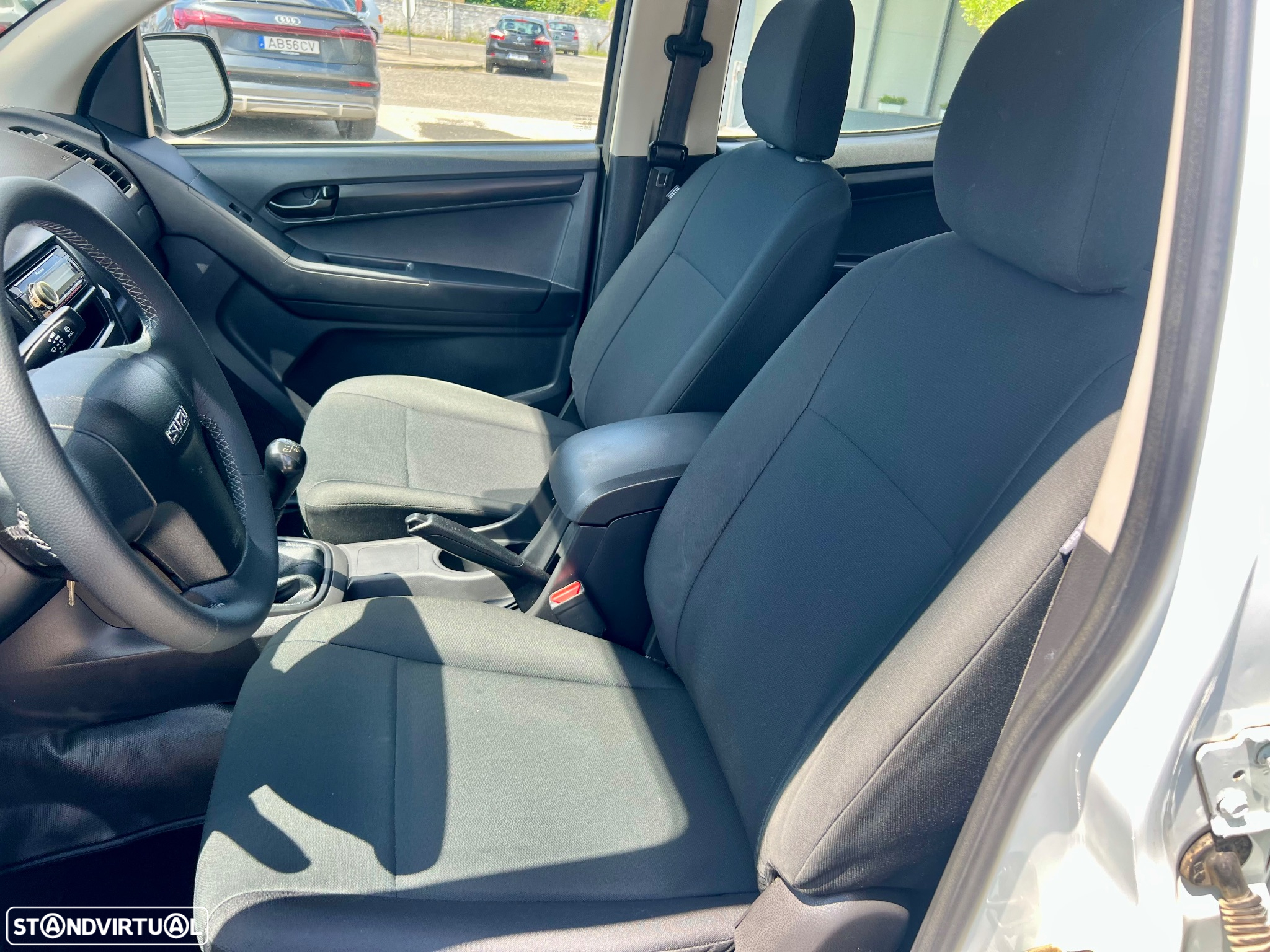 Isuzu D-Max 1.9 Ddi CD 2WD L CH - 13