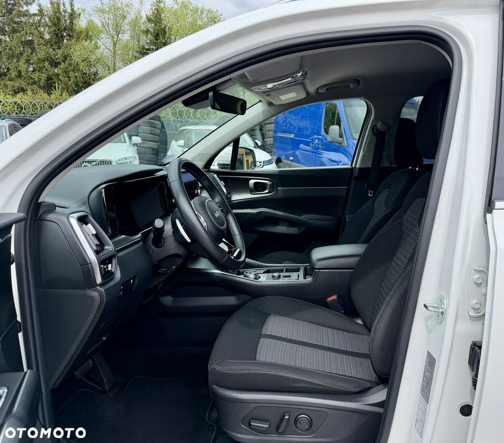 Kia Sorento - 9