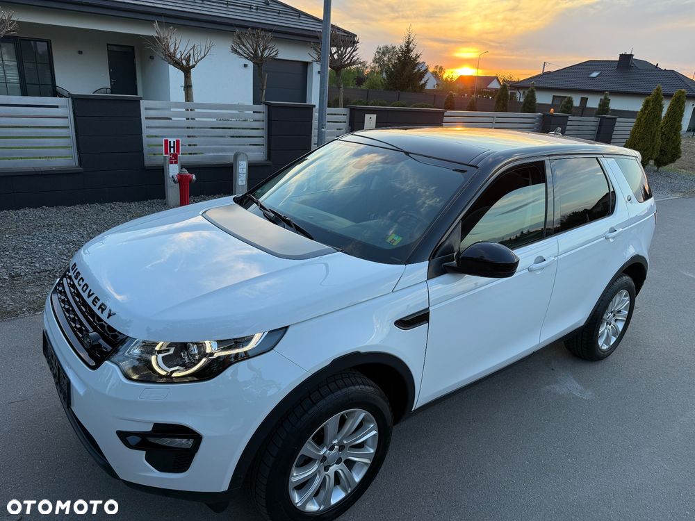 Land Rover Discovery Sport TD4 HSE Luxury - 1