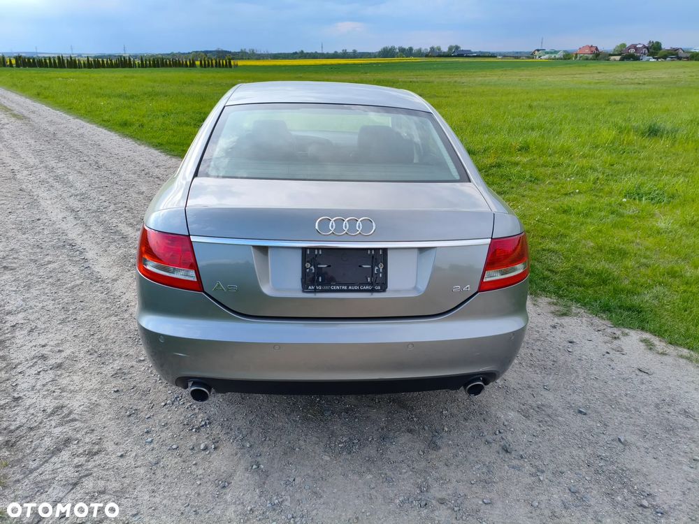 Audi A6 Limousine 2.4 - 10