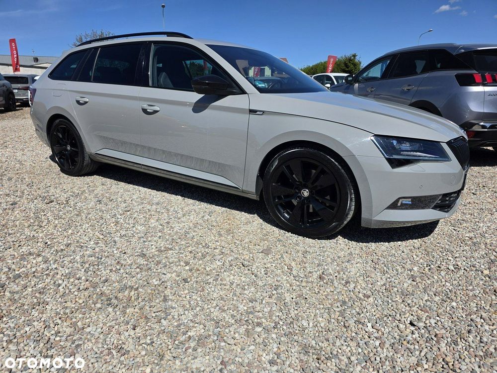 Skoda Superb 2.0 TDI SCR Sportline DSG - 29