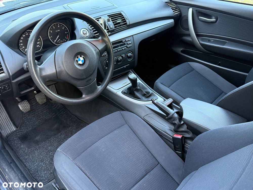 BMW Seria 1 - 16