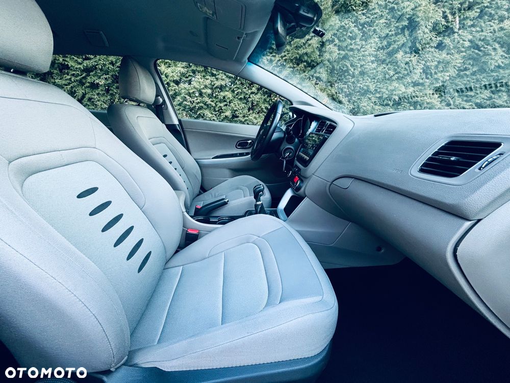 Kia Ceed 1.6 GDI Business Line - 27