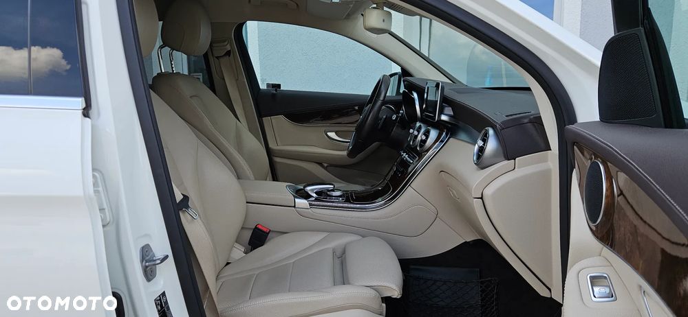 Mercedes-Benz GLC Coupe 220 d 4-Matic - 11
