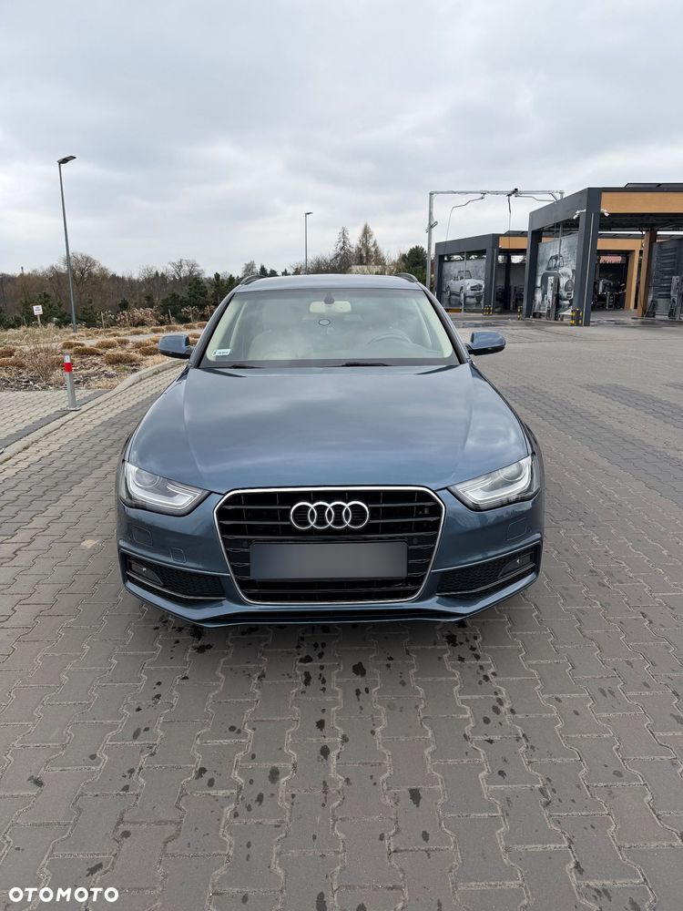 Audi A4 Avant - 2