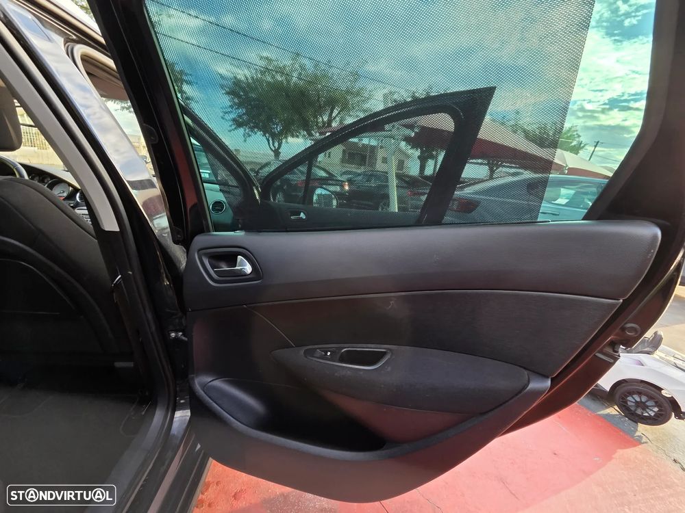 Peugeot 308 SW 1.6 HDi Sport CVM6 - 13