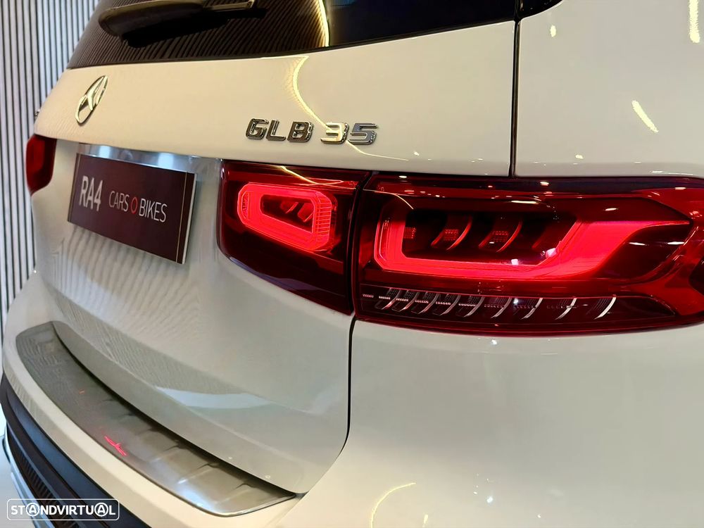 Mercedes-Benz GLB 35 AMG 4Matic - 24