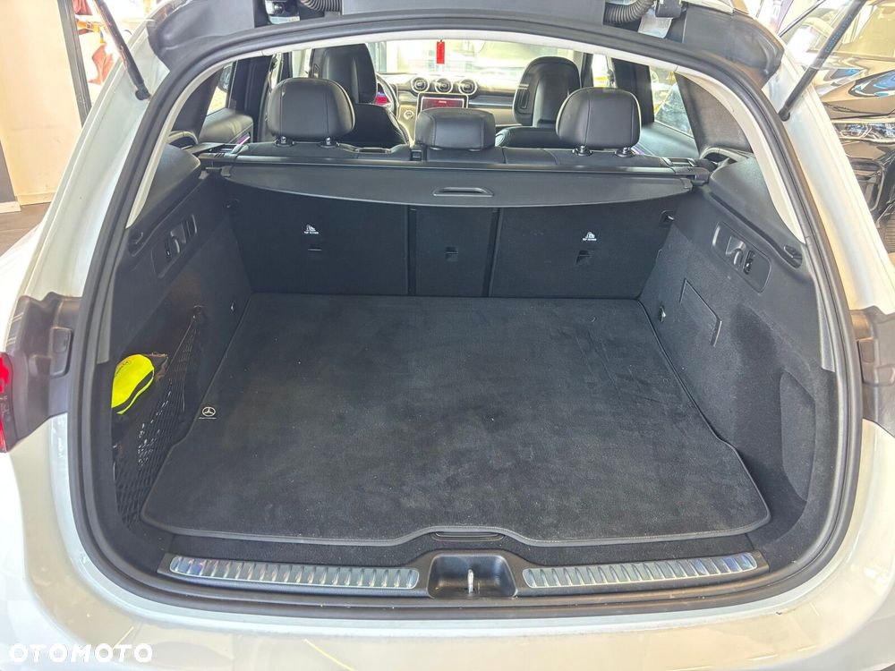 Mercedes-Benz GLC - 29