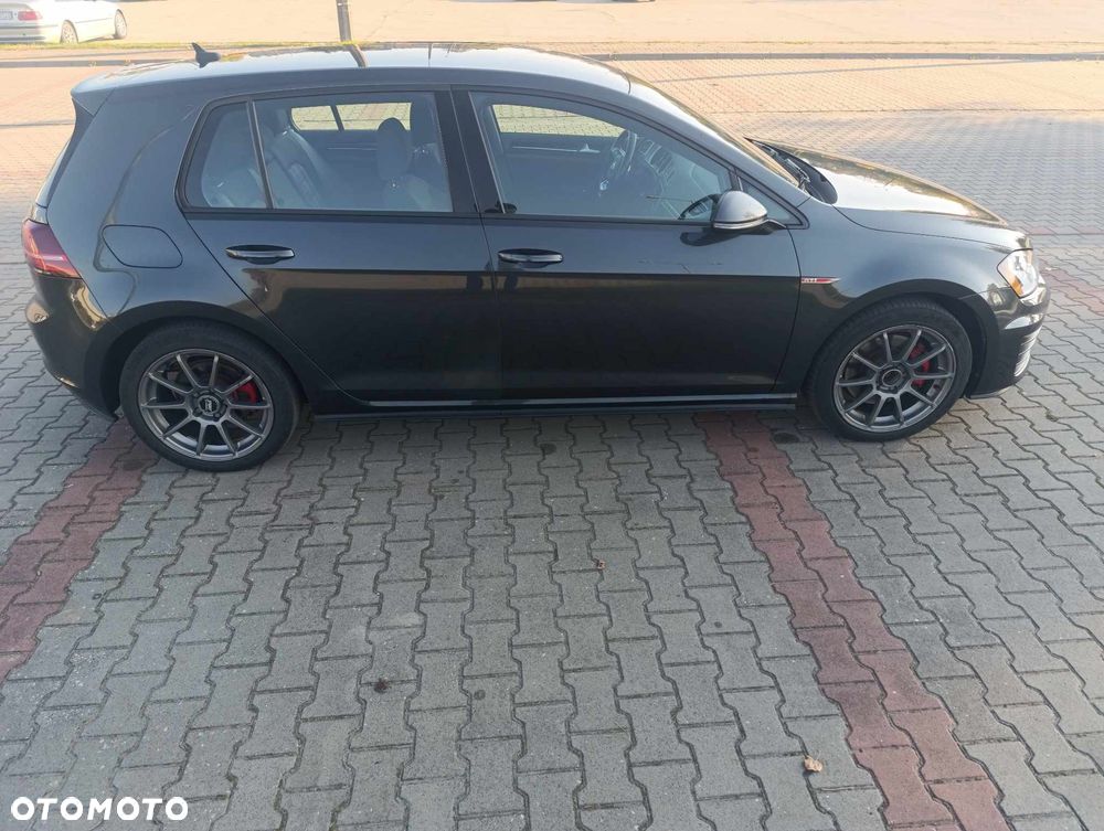 Volkswagen Golf 2.0 TSI BMT GTI - 14