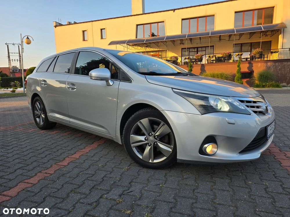 Toyota Avensis 2.0 D-4D Style - 7