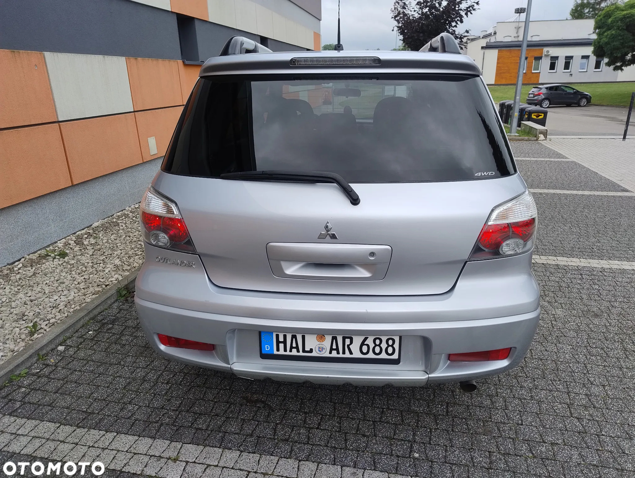Mitsubishi Outlander 2.4 Automatik Dakar - 6