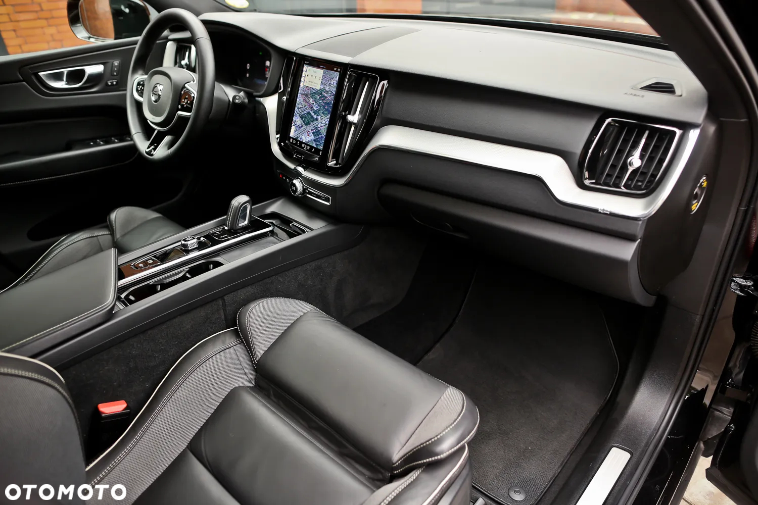 Volvo XC 60 B4 D AWD Geartronic RDesign - 23