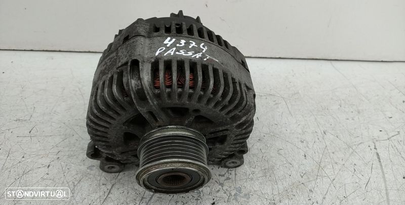 Alternador Volkswagen Passat Variant (3C5) - 3