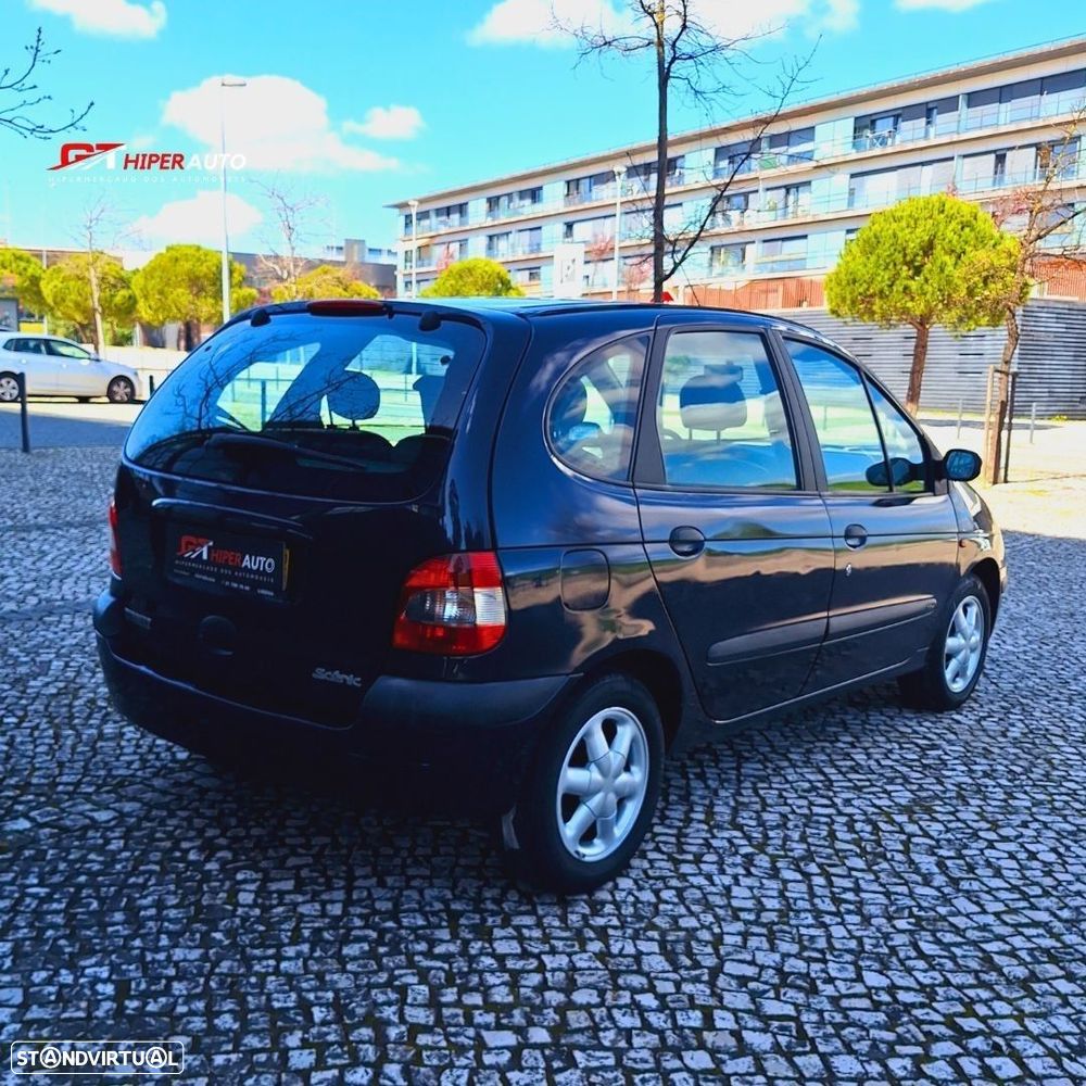 Renault Scénic 1.4 16V RXT AC - 3