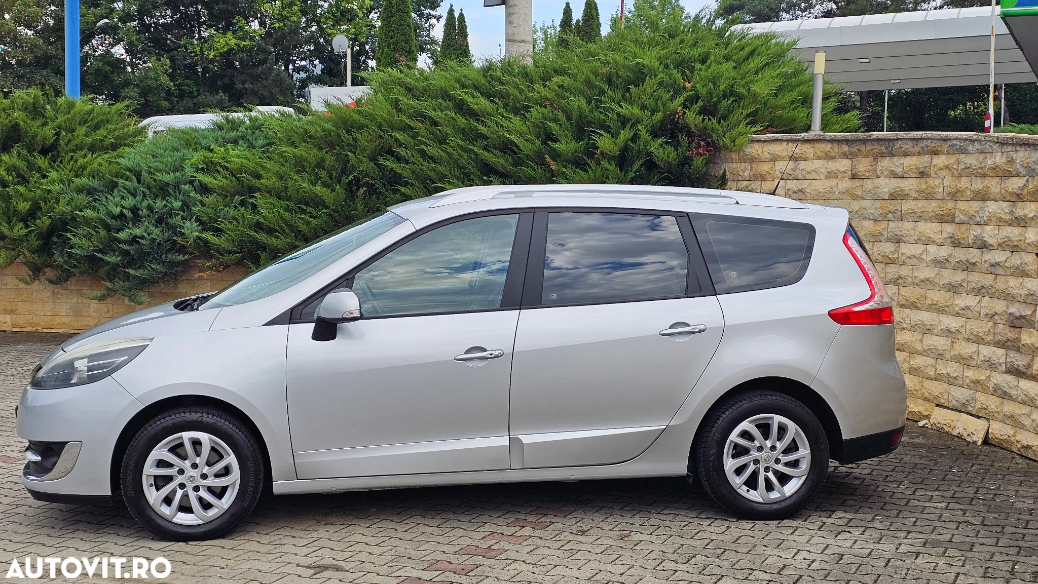 Renault Scenic ENERGY TCe 115 Dynamique - 5
