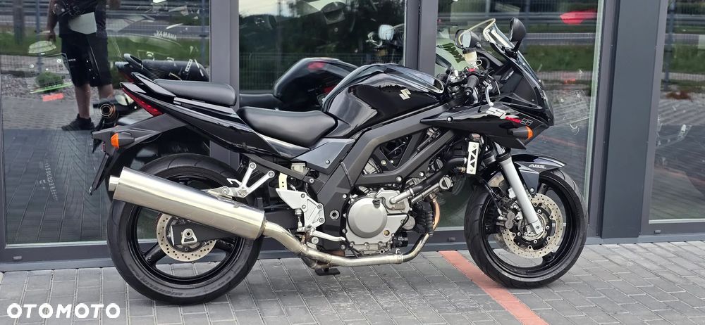 Suzuki SV - 4