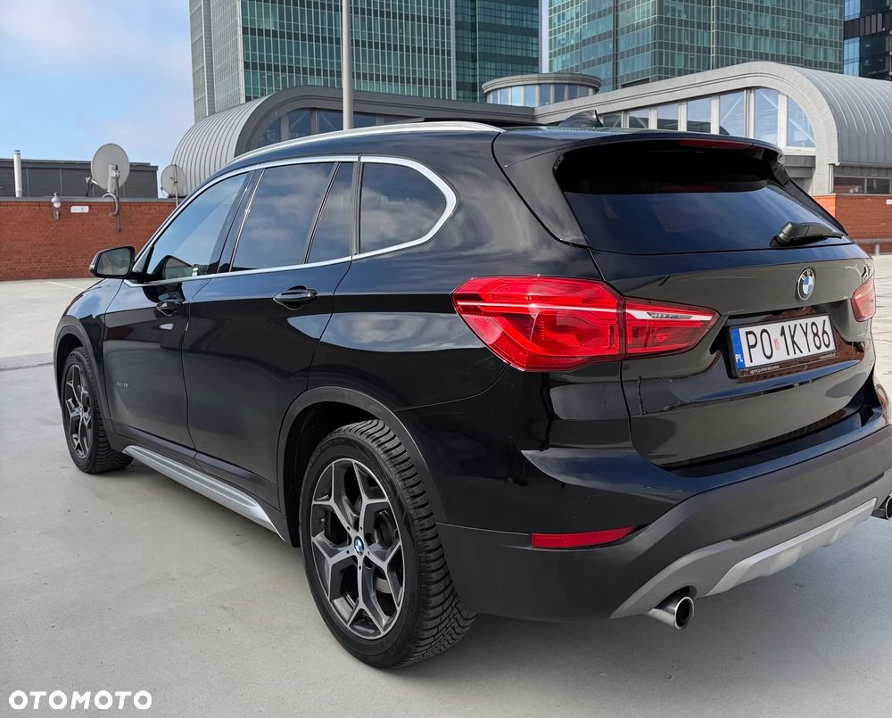 BMW X1 xDrive25i xLine - 4