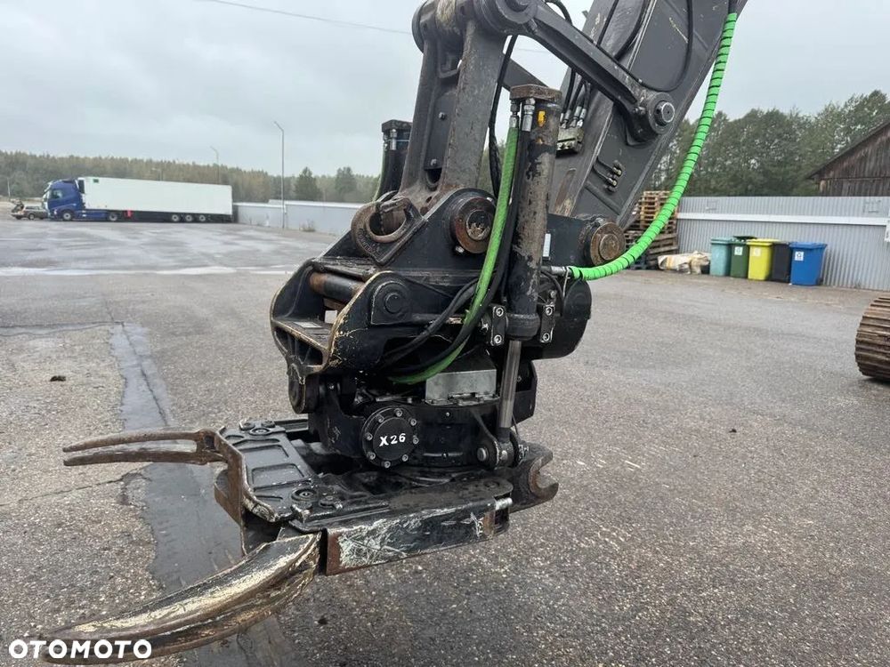 Volvo ec 220 el - 13