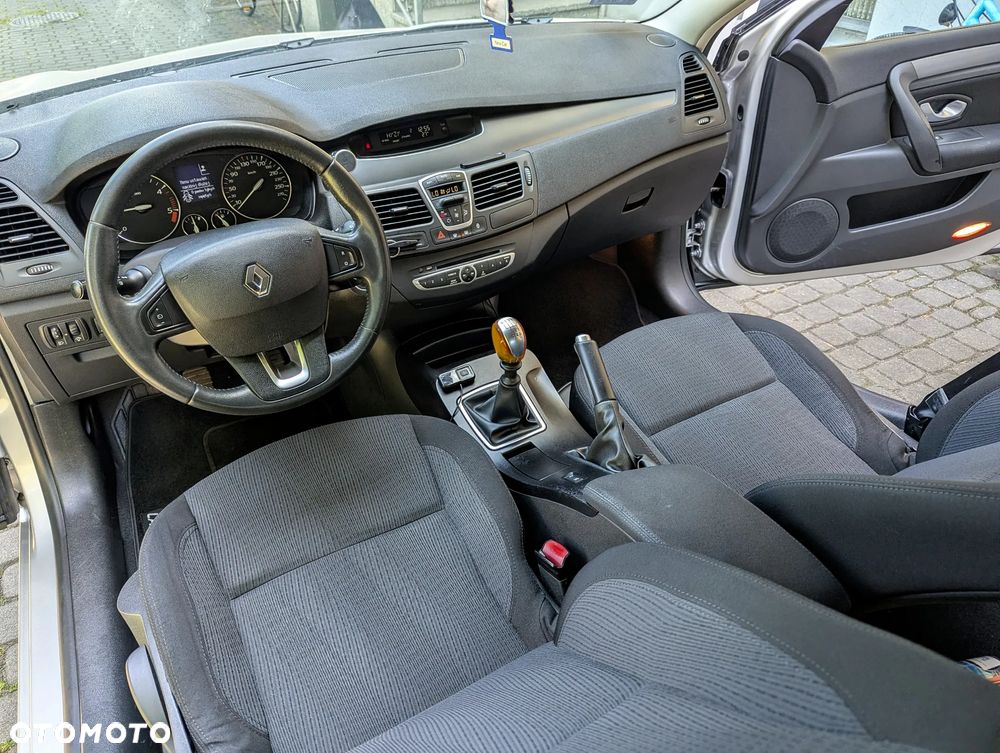 Renault Laguna - 31