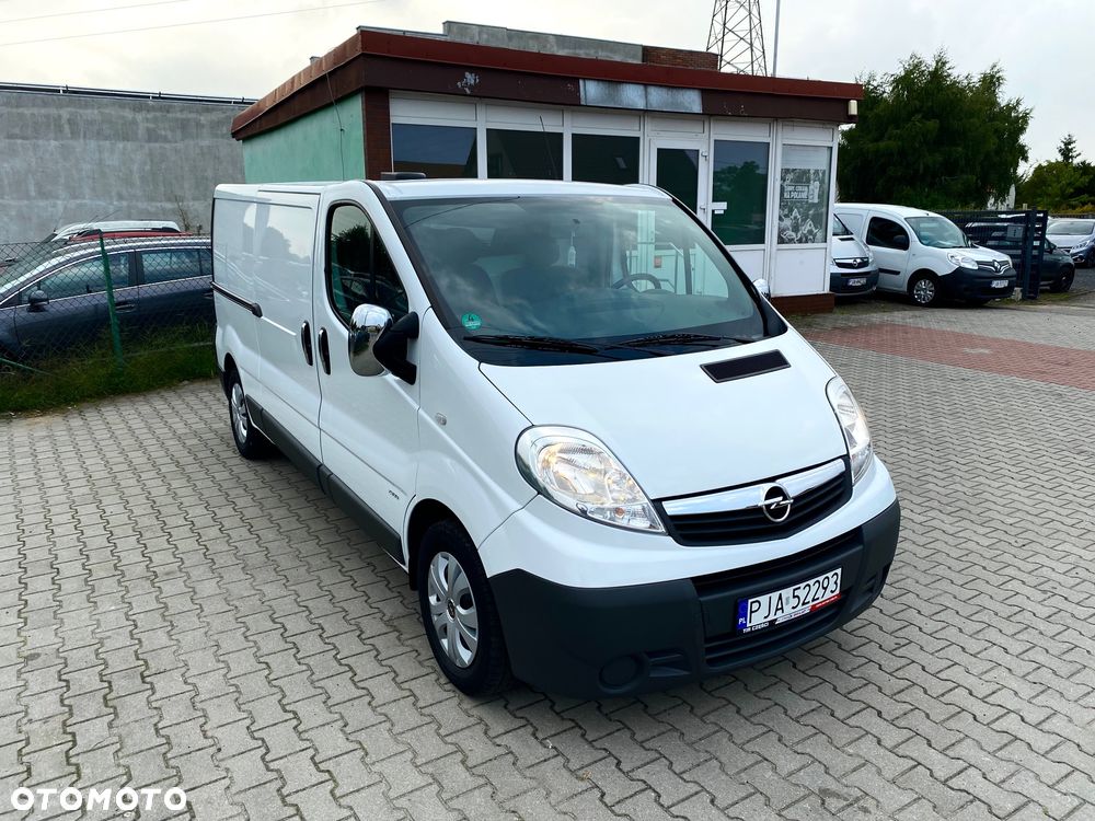 Opel Vivaro - 31