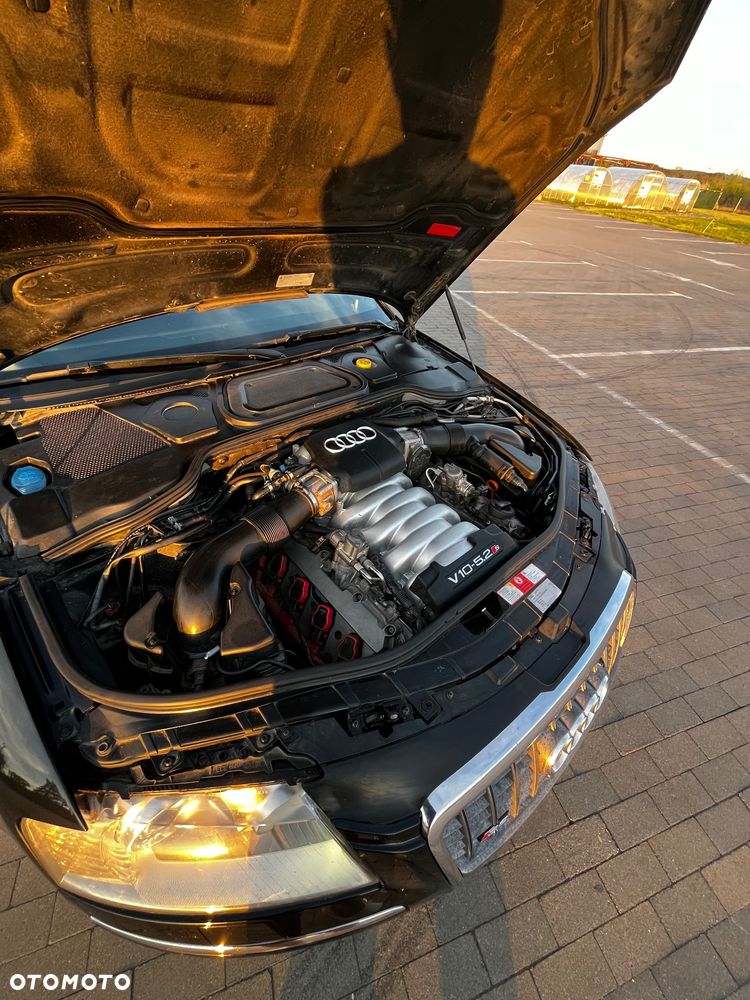 Audi S8 - 28