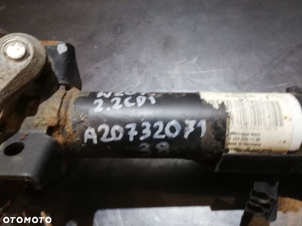 AMORTYZATOR + SPRĘŻYNA LEWY PRAWY PRZÓD MERCEDES W207 C207 A207 - 2