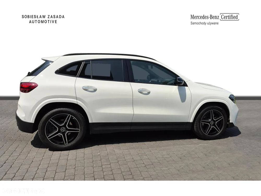 Mercedes-Benz GLA 200 - 6