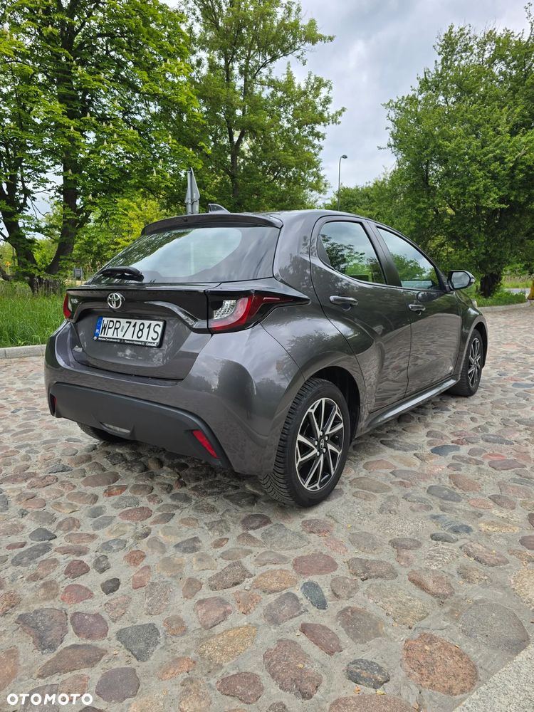 Toyota Yaris 1.0 Premium - 15