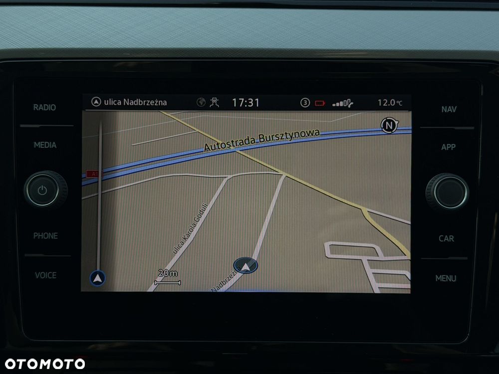 Volkswagen Passat Variant 2.0 TDI EVO Business DSG - 17