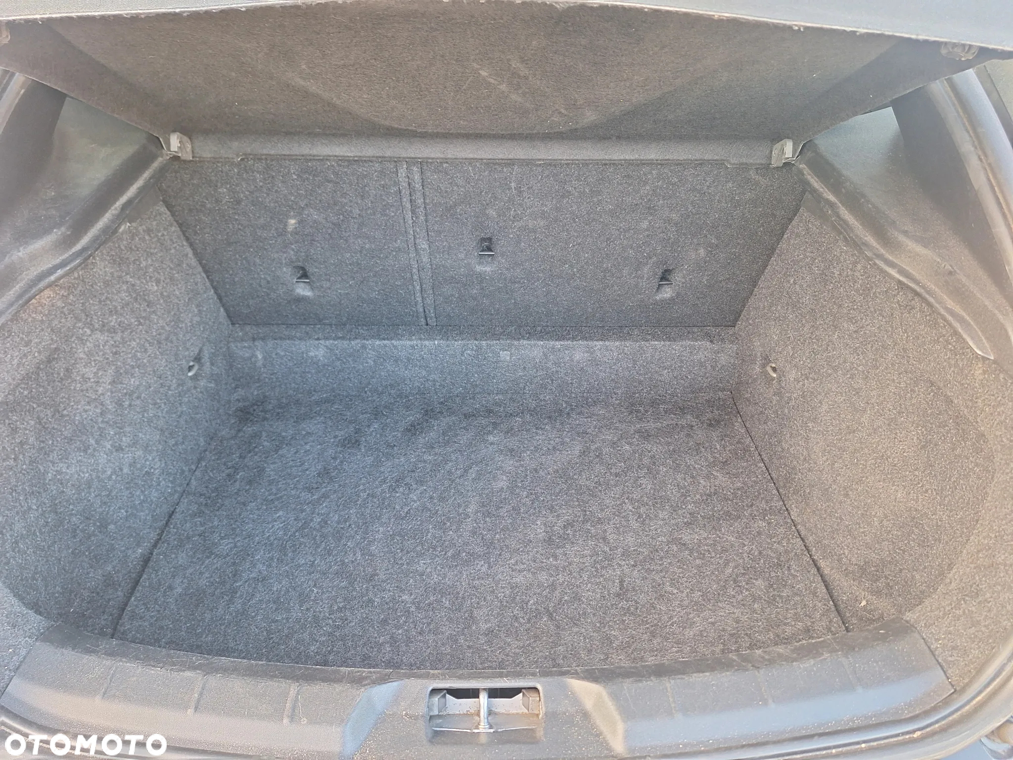 Volvo V40 D2 - 12