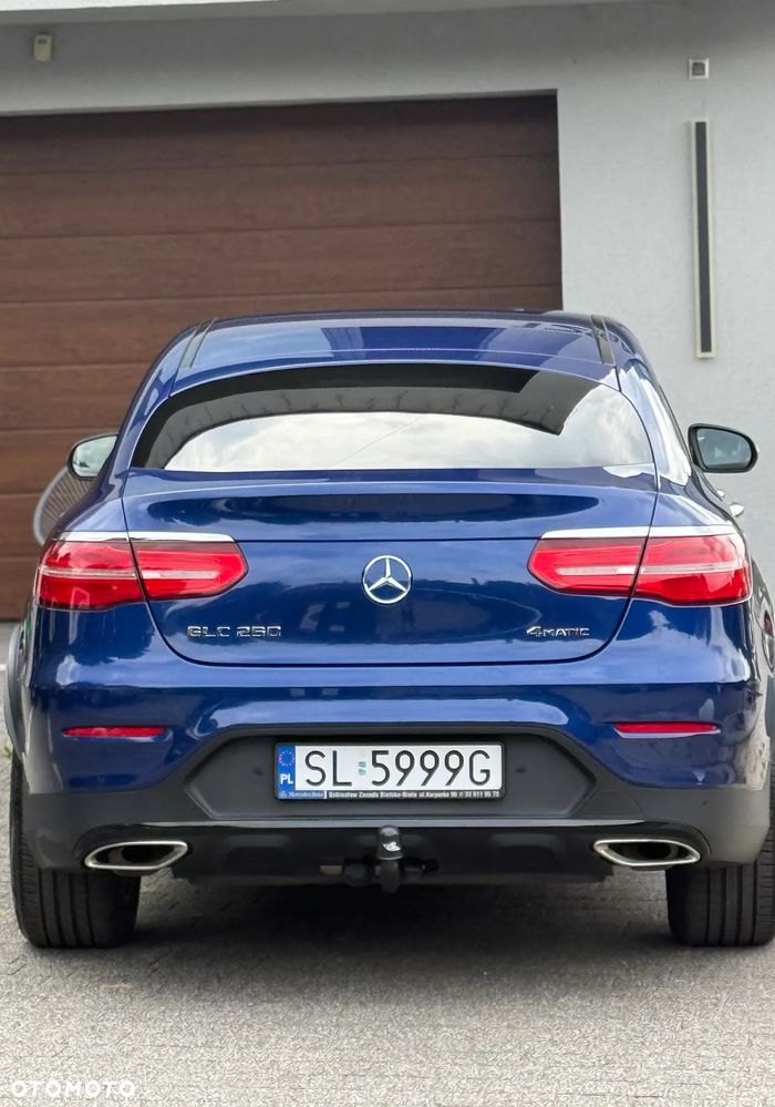 Mercedes-Benz GLC 250 4Matic 9G-TRONIC AMG Line - 5