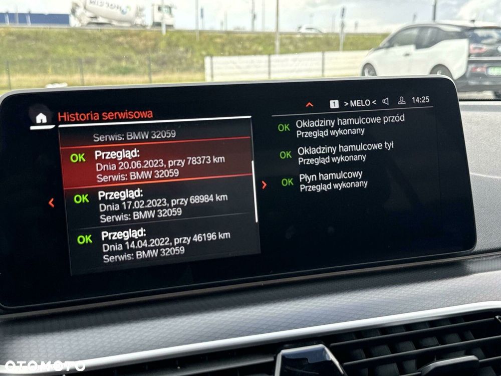 BMW Seria 5 520d M Sport - 24