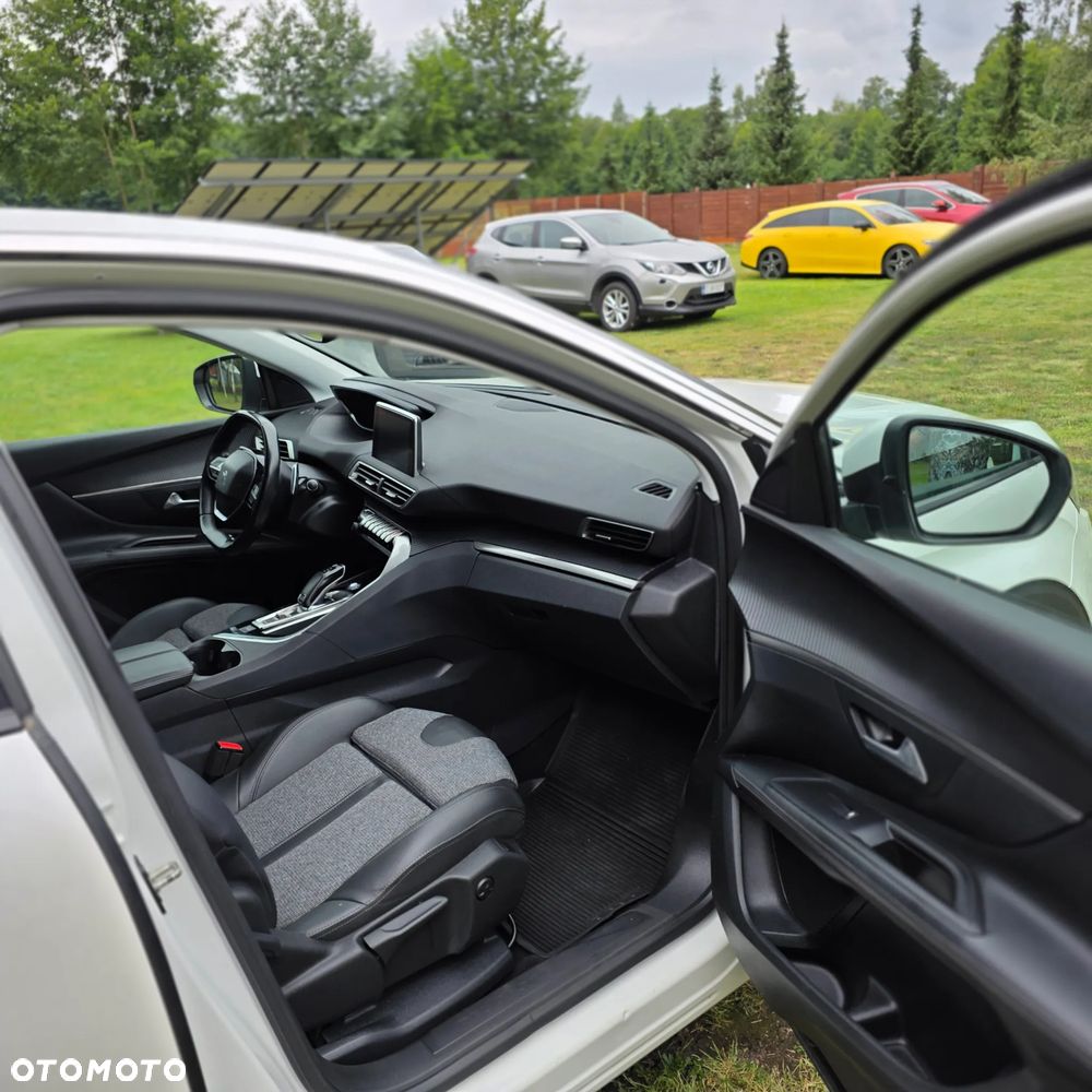Peugeot 3008 PureTech 130 Stop & Start GPF EAT8 Active Business-Paket - 21