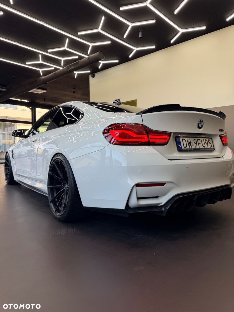 BMW M4 - 3