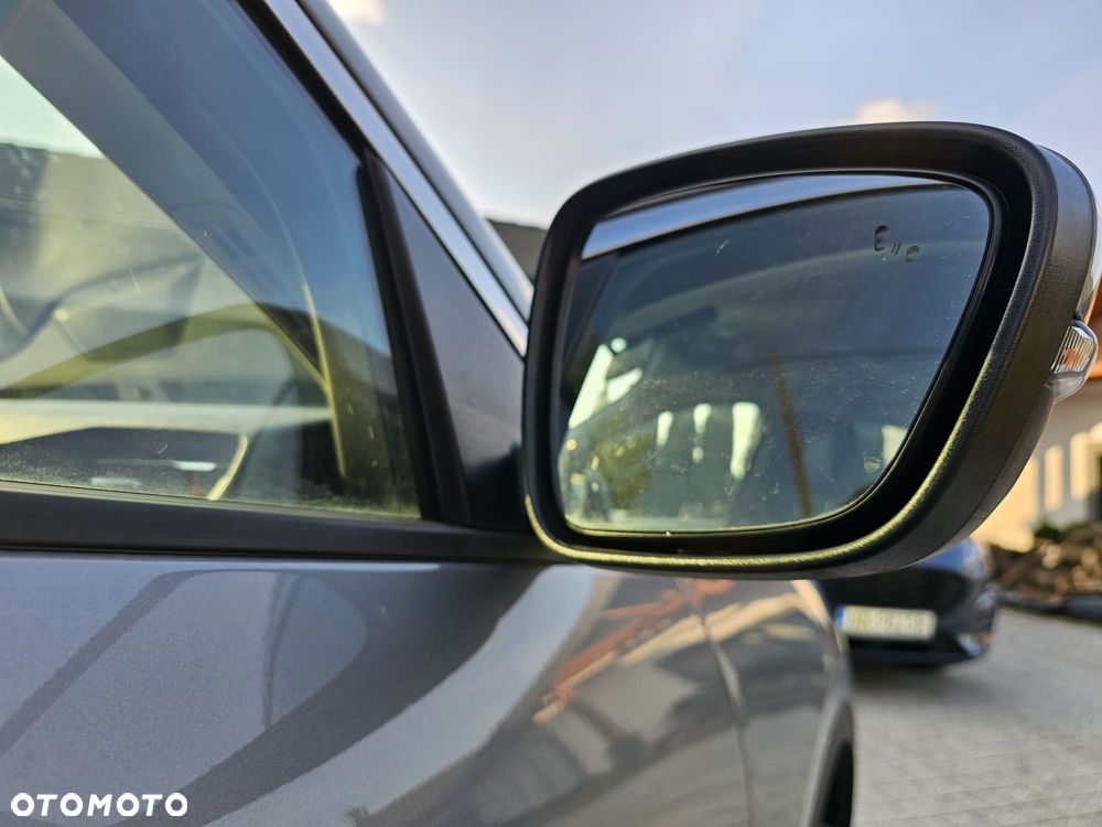 Ford Kuga 2.0 EcoBlue AWD Titanium X - 11